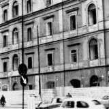 "La socia", l'edificio barese abbattuto nel 1962 noto all'epoca per essere stato il teatro di attivit� di contrabbando, prostituzione e ripetute aggressioni